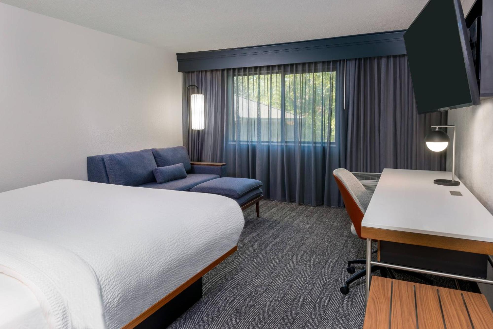 Courtyard Tallahassee North/I-10 Capital Circle Εξωτερικό φωτογραφία