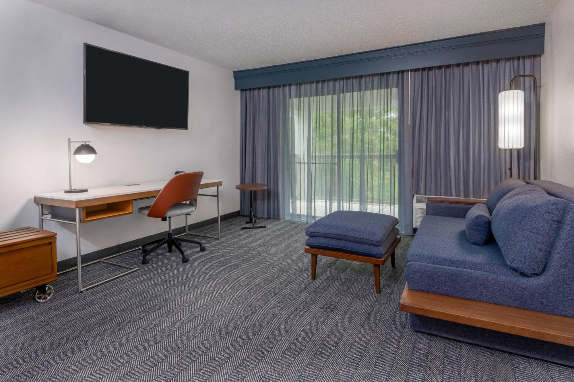 Courtyard Tallahassee North/I-10 Capital Circle Εξωτερικό φωτογραφία