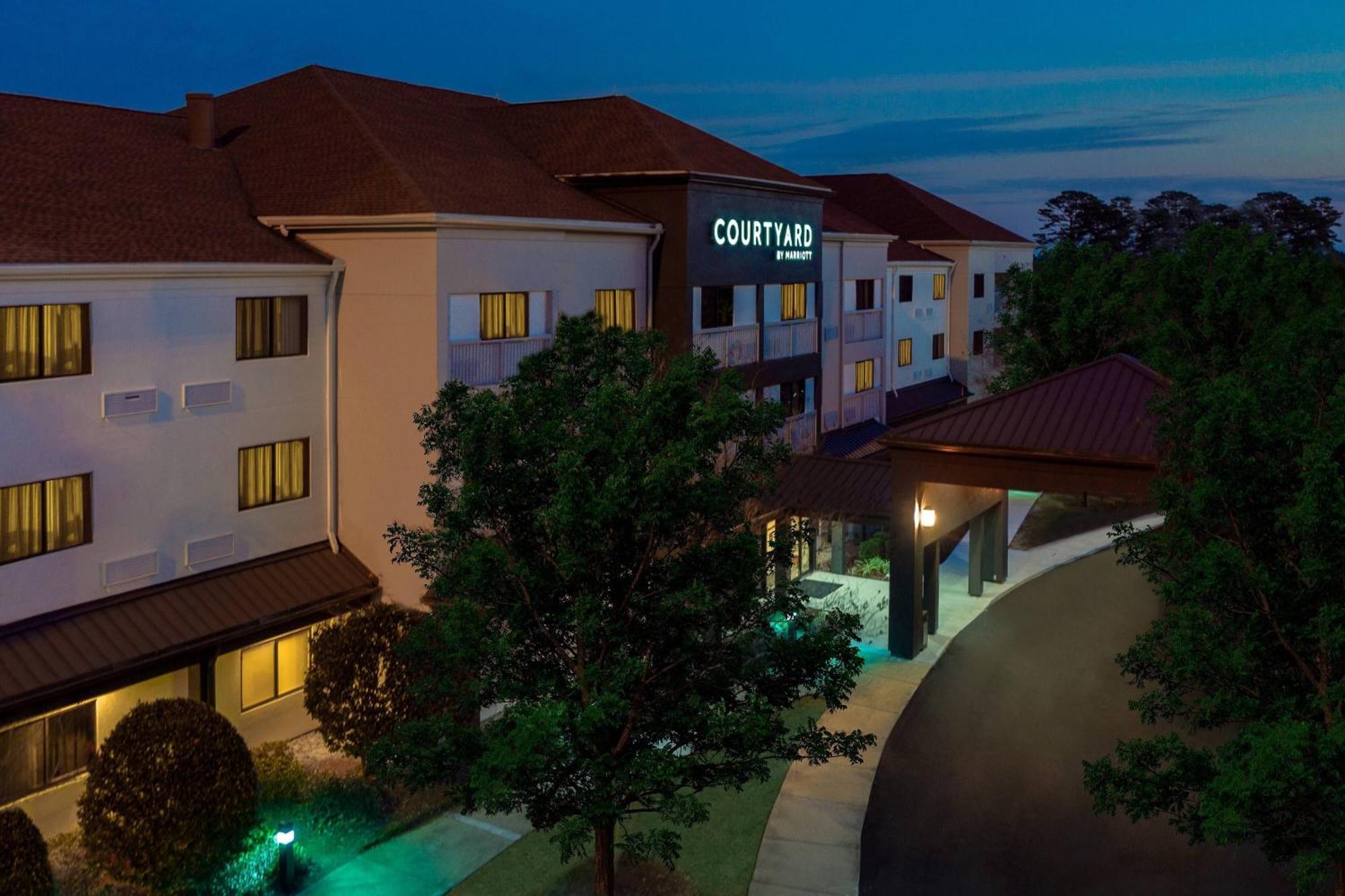 Courtyard Tallahassee North/I-10 Capital Circle Εξωτερικό φωτογραφία